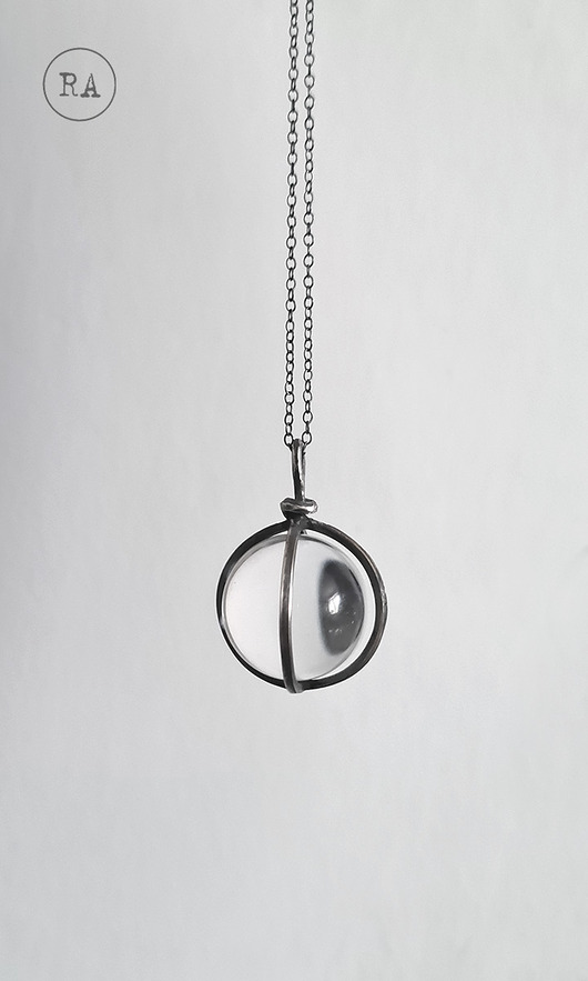 wisiory Srebrny naszyjnik kryształ górski QB241 MAGIC BALL