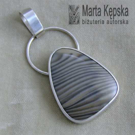 PASIASTY Z AUREOLĄ - wisior Marta Kepska