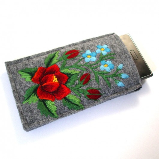 ETUI na komórkę (Folk Art Embroidery) na ludowo