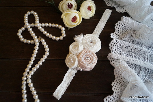 Podwiązka ślubna   w stylu Vintage Bridesline