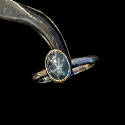 pierścionki srebrne Pierścionek Szafir gwiaździsty