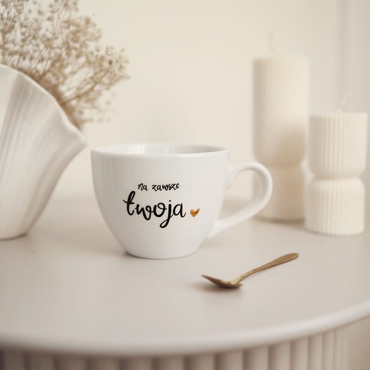 kubki Biały Kubek Porcelanowy 500 ml - Napis Na Zawsze Twoja ze Złotym Sercem dla P