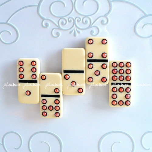 Domino magnesy #4 jelonkaa