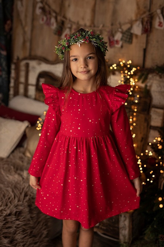 sukienki dla dziewczynki Czerwona sukienka w gwiazdki