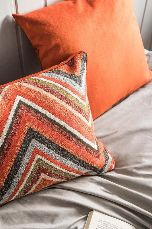 poduszki z grafiką Pomarańczowa poduszka dekoracyjna Boho 60x40