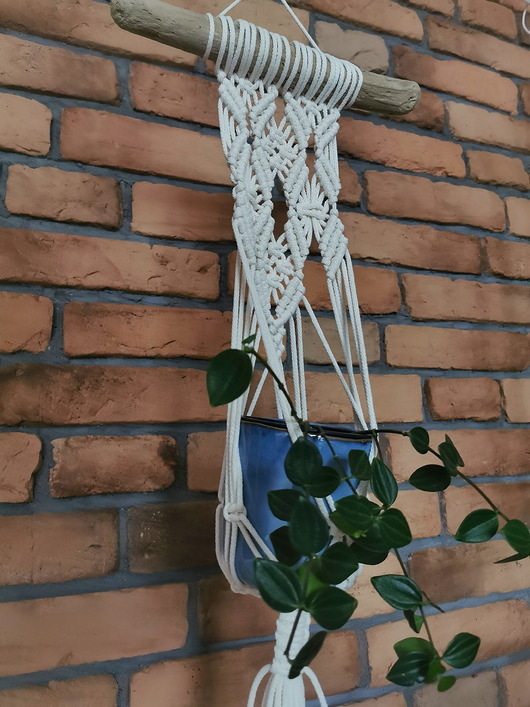 Makramowy kwietnik wiszący na ścianę Ecru Hygge Macrame