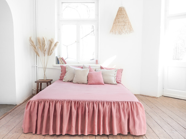koce i narzuty Narzuta Z Falbaną  DUSTY PINK