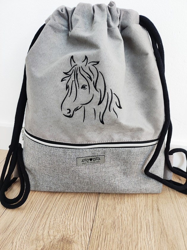 plecaki Worek z koniem z kieszonką na suwak