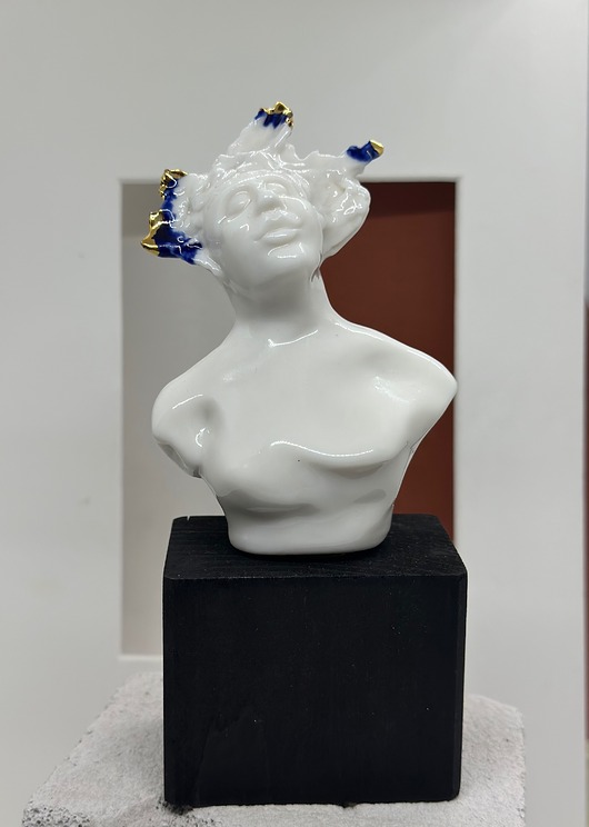 figurki i rzeźby Korek do wina/ figurka porcelanowa