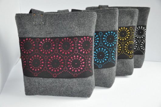 Torba hobo filcowa z wycinanką PRACOWNIA 166