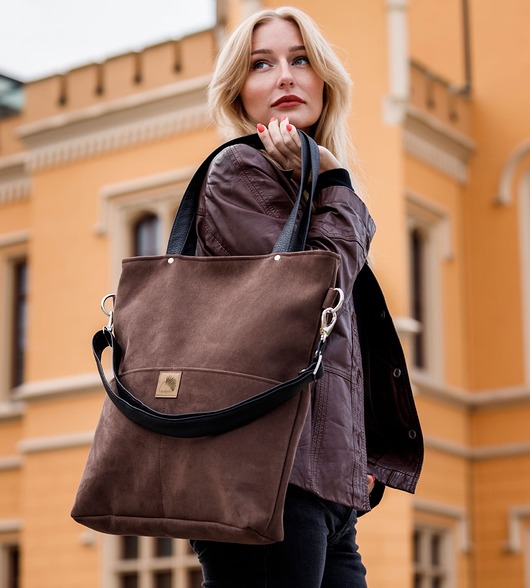 torby na ramię Brązowa torba z zamszu ekologicznego