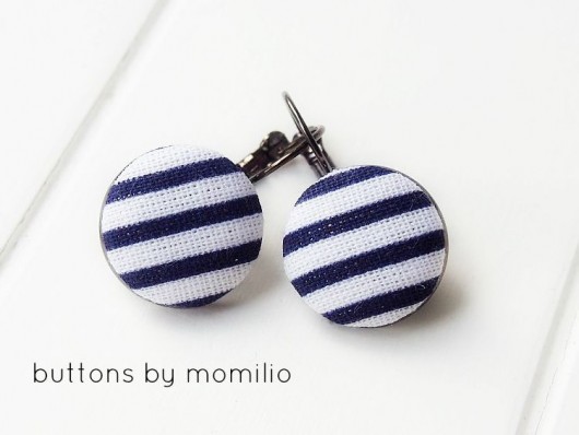 buttons by momilio Momilio
