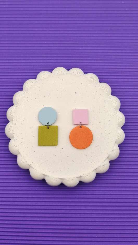 kolczyki z masy plastycznej Kolczyki GEOMETRIC sztyfty wiszące