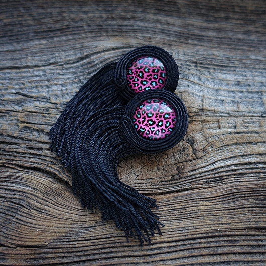 kolczyki soutache Pink Panter -kolczyki sutasz z motywem panterki