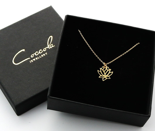 Złoty naszyjnik celebrytka kwiat lotosu srebro Coccola JEWELLERY