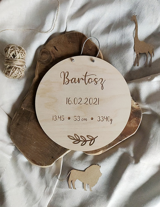 pokój dziecka - różne Okrągła metryczka z listeczkiem