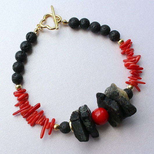 bransoletki złote Ochrona Wolności - surowy czarny turmalin, koral, lawa