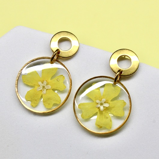 kolczyki z żywicy Kolczyki żółte kwiatki żywica