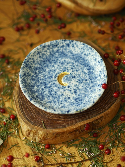 pojemniki na biżuterię Spodek na biżuterię lub palo santo