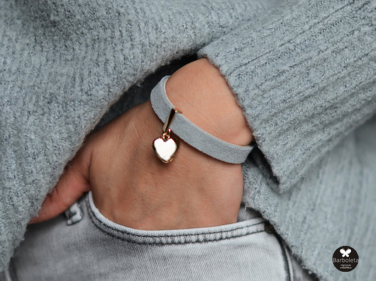 light grey heart love barboleta
