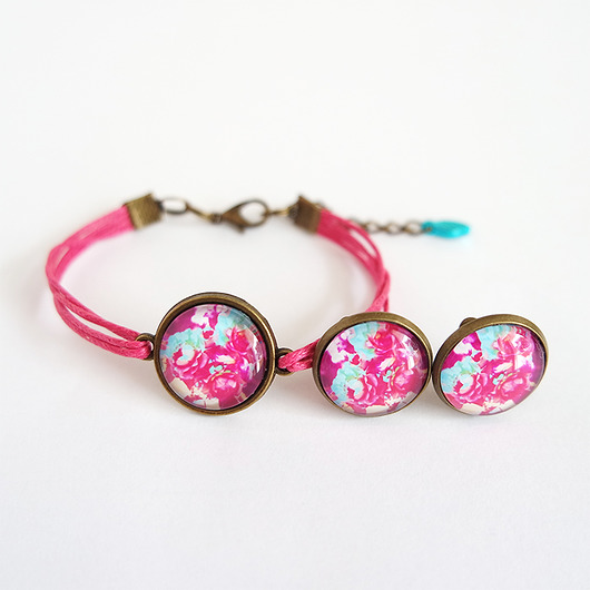 komplet biżuterii Komplet - klipsy i bransoletka - amarant, róże