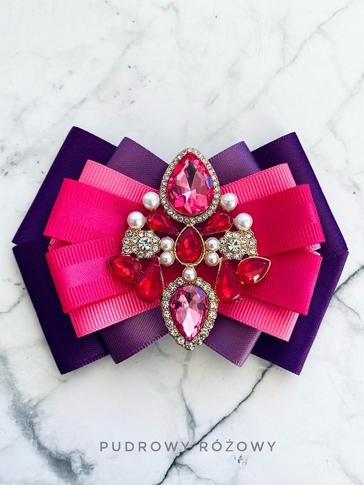 broszki Brosza z kryształami w kolorze różowym    New