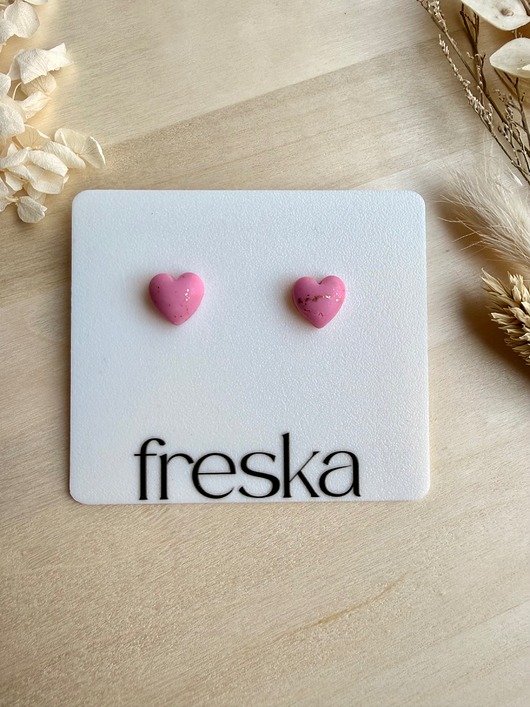 kolczyki z masy plastycznej Kolczyki Serca 3D - różowy ze złotem