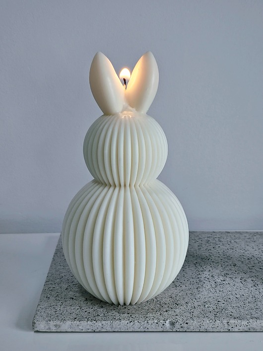 ozdoby wielkanocne Świeca sojowa dekoracyjna Zając ryflowany XL