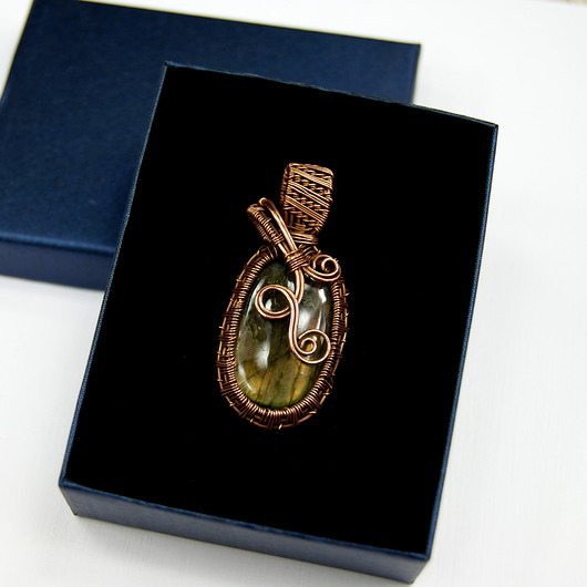 Wisiorek z labradorytem Blue Pearl Art