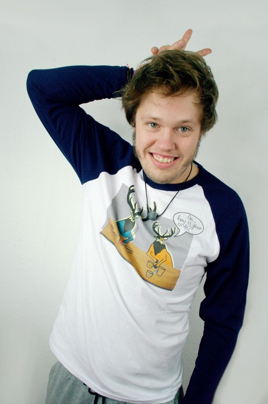 DEER WIFE longsleeve granatowy rękaw MUNGO