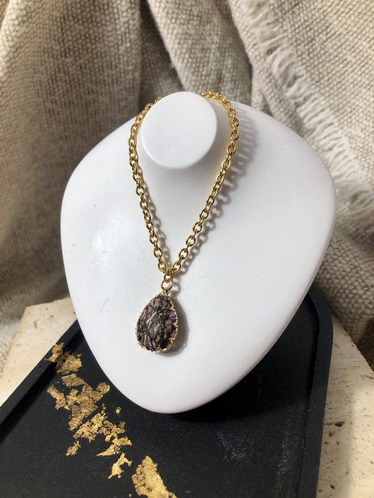 wisiory Naszyjnik wisiorek rodonit