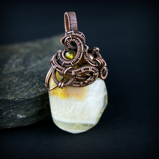 wisiory Wisiorek wire wrapping z żółtymi agatami