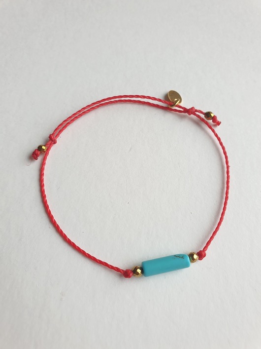 bransoletki na sznurku Bransoletka BOHO sznurkowa czerwona, magnezyt turkusowy, hematyt