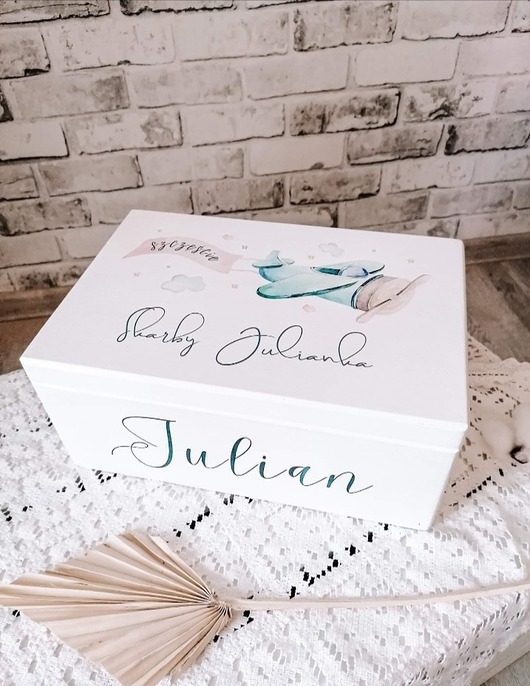 Chrzest - inne Drewniane, personalizowane pudełko SAMOLOT Z DEDYKACJĄ, chrzest, roczek