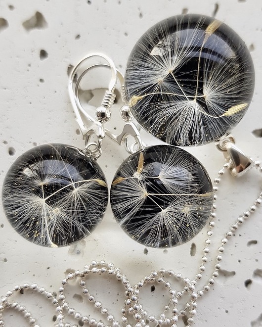 komplet biżuterii zestaw-dmuchawce w żywicy