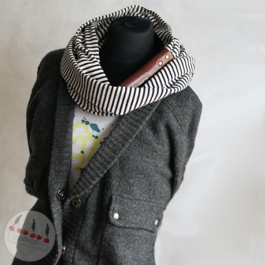 ::: STRIPED CARAMEL ::: uniqo