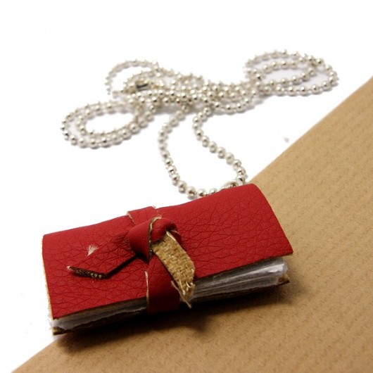 Red book - srednia I SHEandHE