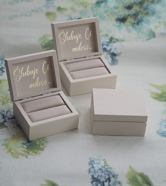 dodatki ślubne Pudełko na obrączki szampańskie z metalicznym cytatem