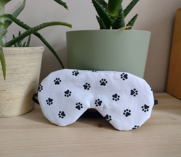 opaski na oczy Regulowana opaska na oczy do spania, wzór w łapki