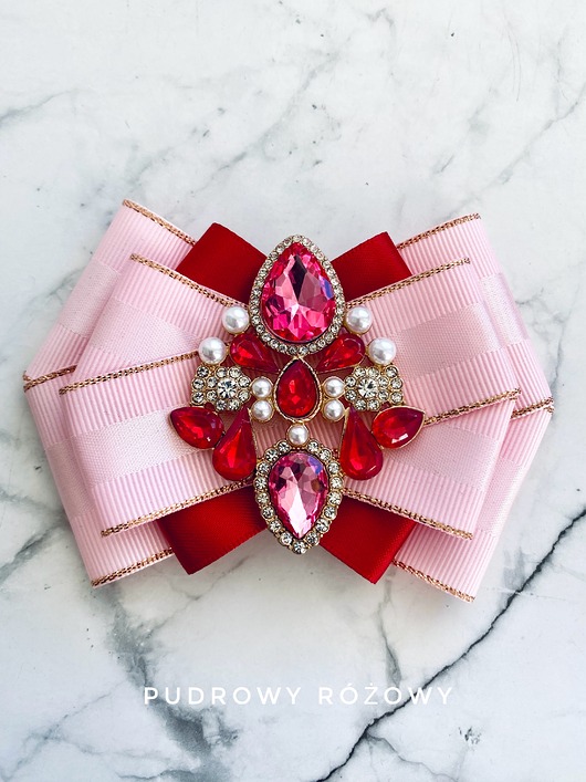 broszki Brosza z kryształami w kolorze różowym    New