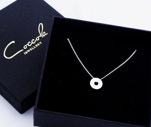 NASZYJNIK SREBRO 925 Z KARMĄ Coccola JEWELLERY