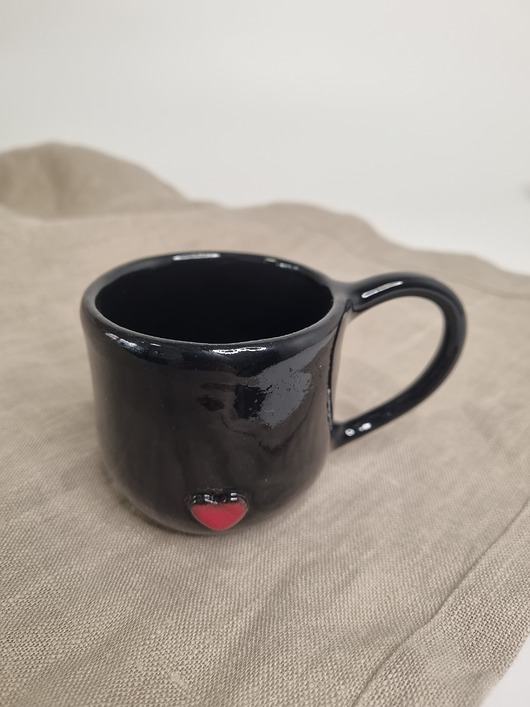 kubki Kubek ceramiczny z serduszkiem