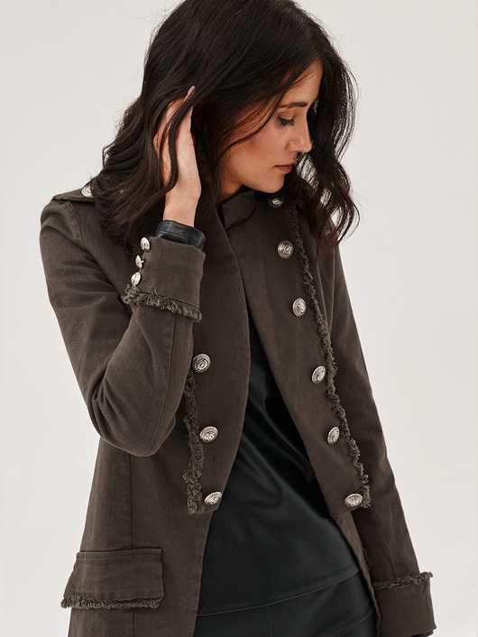 marynarki damskie Żakiet ARENA w militarnym stylu