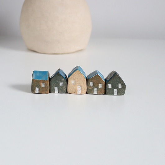 figurki i rzeźby Ceramiczne mini domki zestaw 5 szt.