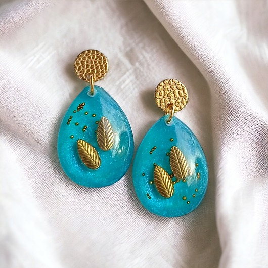 kolczyki z żywicy UNIKATOWE  kolczyki z żywicy : listki