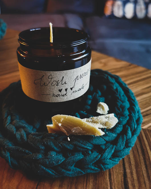 Świeca z  wosku pszczelego 60 ml. Naturalna Hygge Macrame