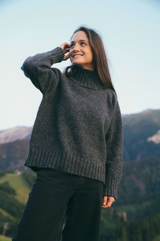 swetry damskie  TAJRA - Oversizowy Sweter z Golfem Szary Melanżowy 100% Wełny Merino