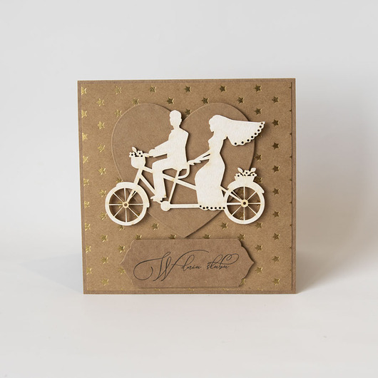 zaproszenia i kartki na ślub Kartka ślubna z parą młodą na rowerze