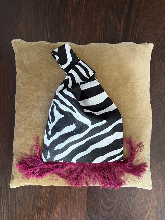 torebki do ręki Torebka zebra z bordowymi frędzlami, na nadgarstek, do ręki, Namineso Drape