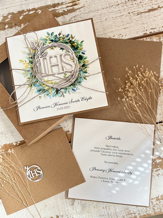 kartki na komunię Wyjątkowa kartka na komunię dla dziewczynki, chłopca  w pudełku